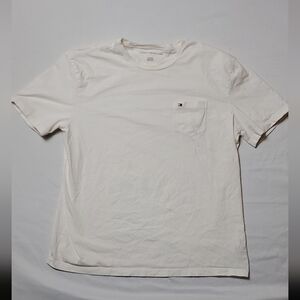 Size XL Tommy tee